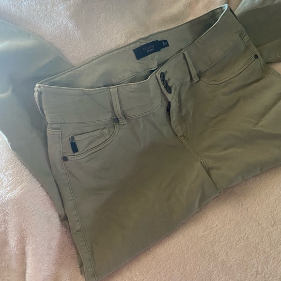 🌸Torrid NWOT - Picture 2 of 2